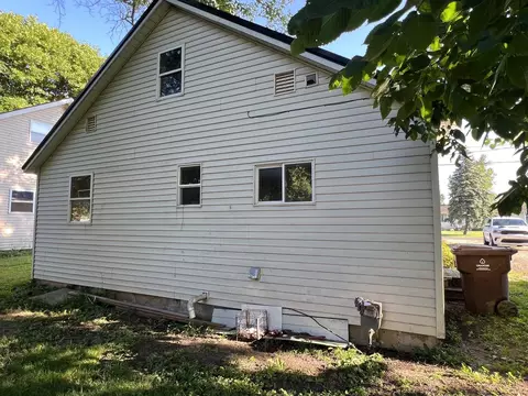 106 Webster, Ithaca, MI 48847 photo 6