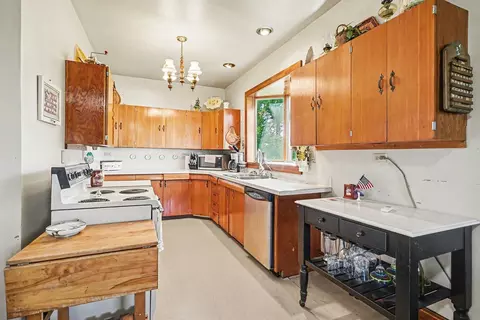 3780 E Coe, Shepherd, MI 48883 photo 10