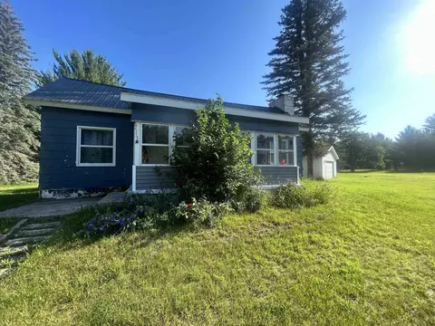 4513 Croy Lake Rd NE, Mancelona, MI 49659