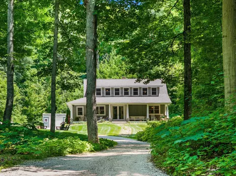 3027 S Blake, Lake Leelanau, MI 49653