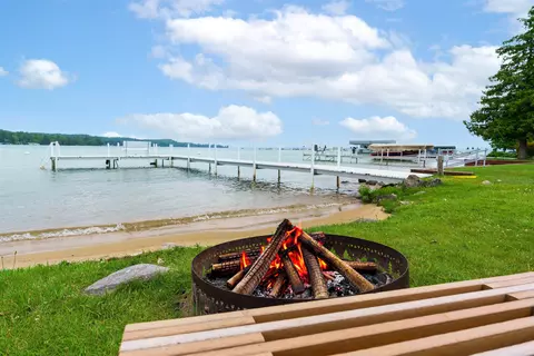 7636 Crystal, Rapid City, MI 49676