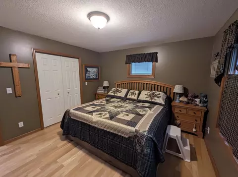 Bedroom - 387 N Huron #LOT : 36, Au Gres, MI 48703 photo 2 of 7