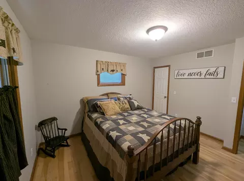 Bedroom - 387 N Huron #LOT : 36, Au Gres, MI 48703 photo 5 of 7