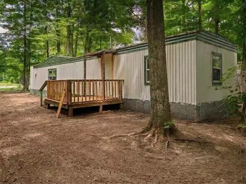 4519 E Mobile, Traverse City, MI 49685