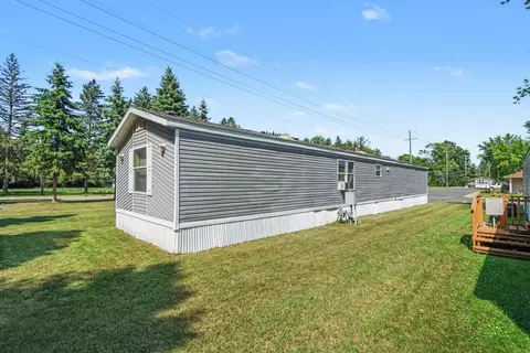 Exterior - 5232 E Broadway, Mount Pleasant, MI 48858 photo 2 of 4