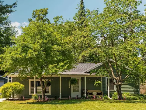 4077 Evelyn, Traverse City, MI 49686