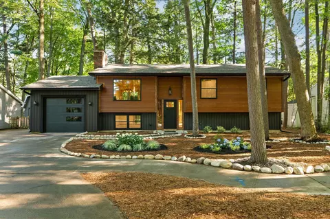 1620 E Front, Traverse City, MI 49686
