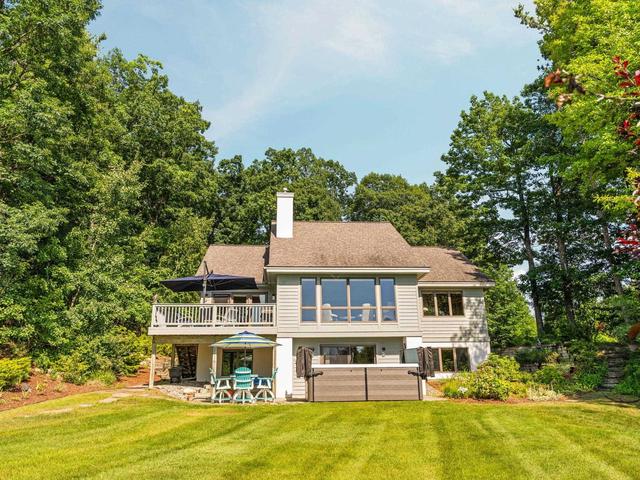 422 Timber Crst, Traverse City, MI 49686