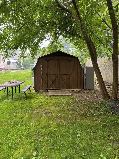 Exterior - 233 Second, Manistee, MI 49660 photo 5 of 6