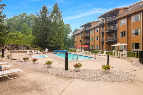 2400 S Troon, Bellaire, MI 49615