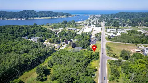 1433 Main, Frankfort, MI 49635