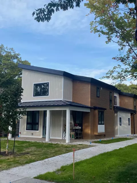1027 Fern, Traverse City, MI 49686