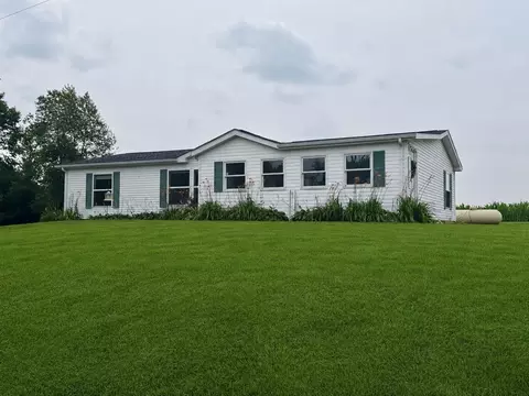 8088 E Vernon, Clare, MI 48617