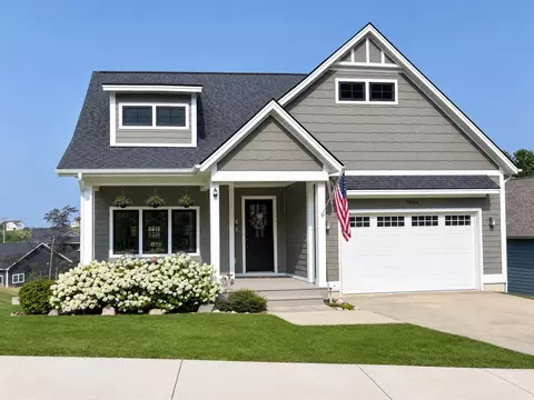 13944 S Winding #6 : 6, Traverse City, MI 49684
