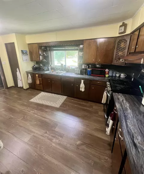 910 E Arcada, Ithaca, MI 48847 photo 15