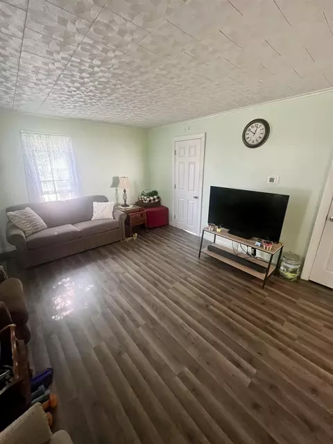 910 E Arcada, Ithaca, MI 48847 photo 6