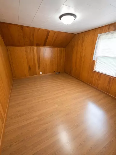 910 E Arcada, Ithaca, MI 48847 photo 9