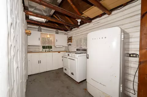 Kitchen - 2539 E And 2765 E Rock, Clare, MI 48617 photo 4 of 5