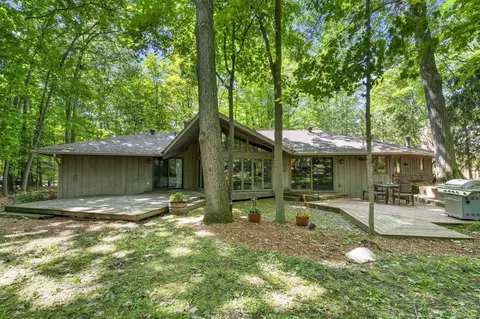 6575 Franklin Woods, Traverse City, MI 49686