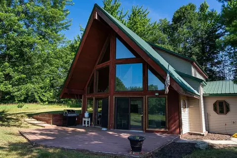 6696 Nottawa, Mount Pleasant, MI 48858