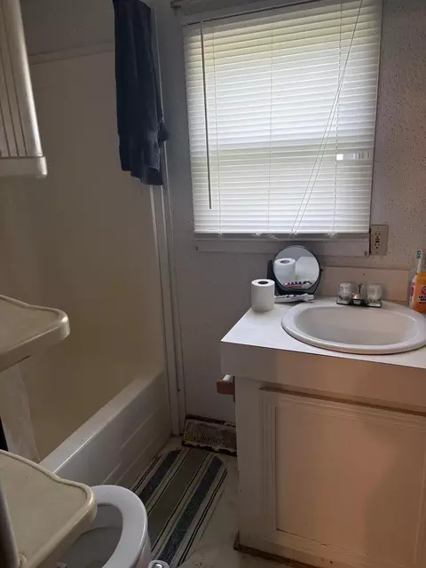 Bath - 3988 W Isabella, Shepherd, MI 48883 photo 1 of 2