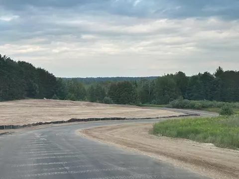 Markenwood, Williamsburg, MI 49690 photo 6