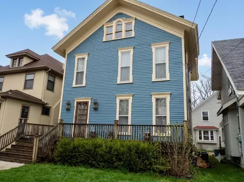 716 W Kalamazoo, Kalamazoo, MI 49007