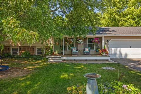 1216 Valley, Traverse City, MI 49685