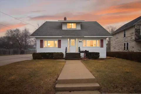 430 Bridge, Alma, MI 48801 photo 2