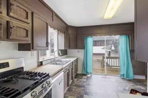 430 Bridge, Alma, MI 48801 photo 12