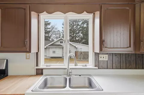 430 Bridge, Alma, MI 48801 photo 15