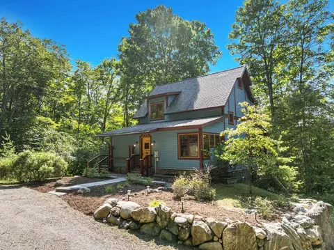 655 S East Torch Lk, Bellaire, MI 49615