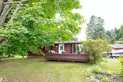 4522 Clam Lk, Bellaire, MI 49615
