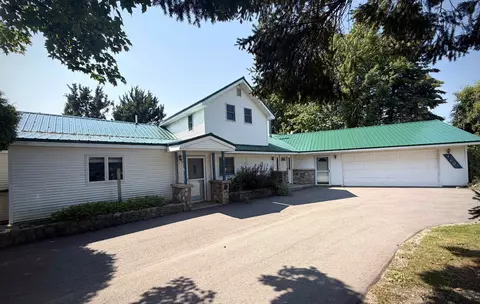 4607 N M-88, Central Lake, MI 49622
