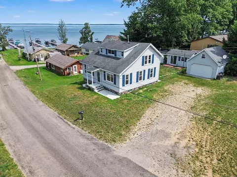 110 Guernsey Lot Pt 67 #LOT : PT 6,7, Houghton Lake, MI 48629