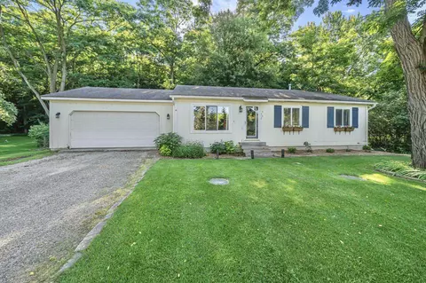 3902 Five Mile, Traverse City, MI 49686