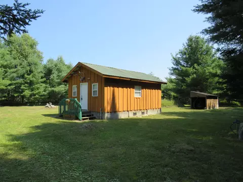 2551 E Simpson, Lake City, MI 49651