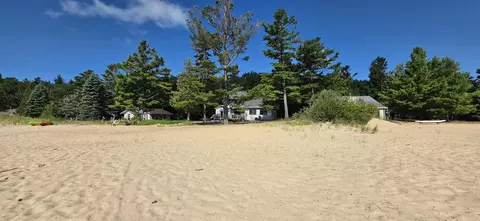 4437 S Us-23, Greenbush, MI 48738