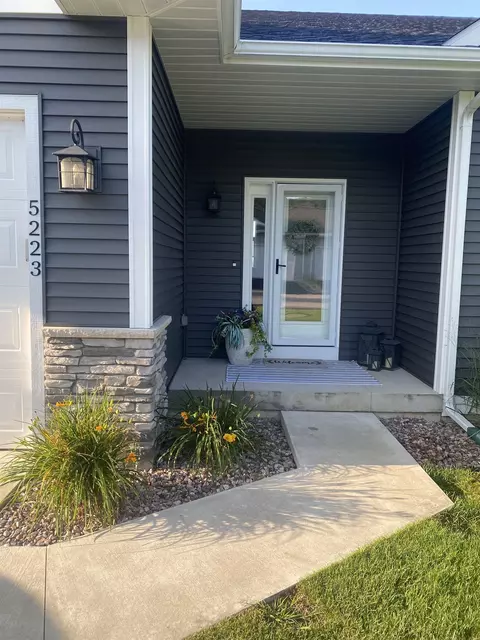 5223 Lone Maple, Traverse City, MI 49685