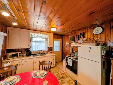 Kitchen - 4953 E Ctr, Au Gres, MI 48703 photo 2 of 2