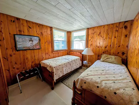 Bedroom - 4953 E Ctr, Au Gres, MI 48703 photo 3 of 4