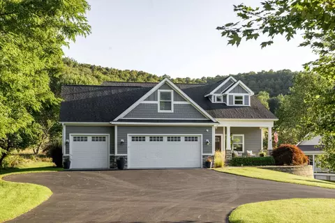 10505 W Pitch Apple, Empire, MI 49630