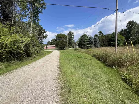 E River, Mount Pleasant, MI 48858 photo 8