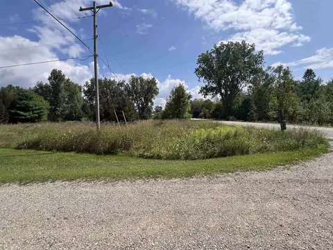 E River, Mount Pleasant, MI 48858 photo 9