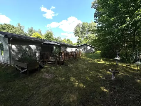 7796 E Baseline, Mount Pleasant, MI 48858 photo 4