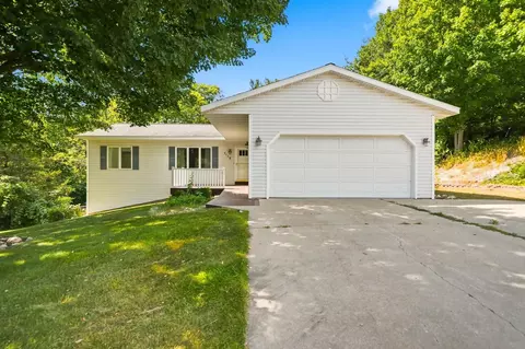 5119 Anna, Traverse City, MI 49684