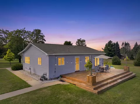 7530 N Richards, Lake City, MI 49651