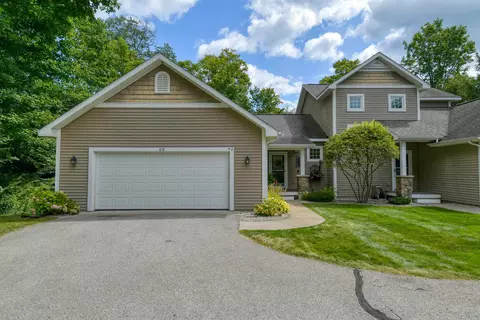 818 N Bay Clf #LOT : 4, Suttons Bay, MI 49682