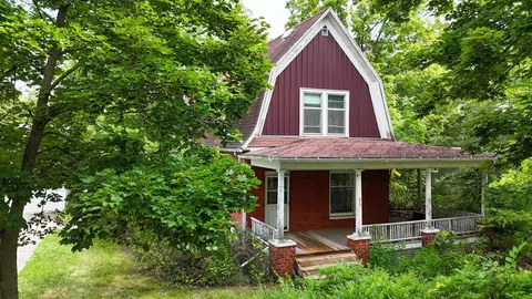 627 S Franklin, Mount Pleasant, MI 48858