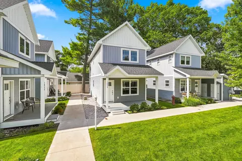 1011 E Front, Traverse City, MI 49686